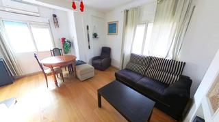 Appartement  Calle maestro serrano. Se vende piso en mislata
