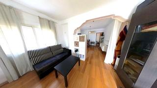 Piso  Calle maestro serrano. Se vende piso en mislata