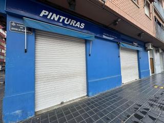 Location Local commercial  Calle jose aguilar. Alquiler de local comercial en esquina  camins al grau