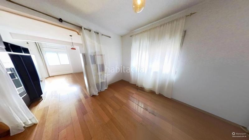 Foto af373ff0-533e-4112-b52d-9a2c98f717aa. Pis a Cardenal Benlloch Mislata