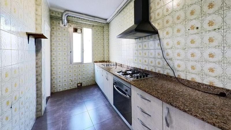 Foto 19fcf0c1-4e2d-4d0d-8398-f5d80876c603. Appartement dans Benimàmet Valencia