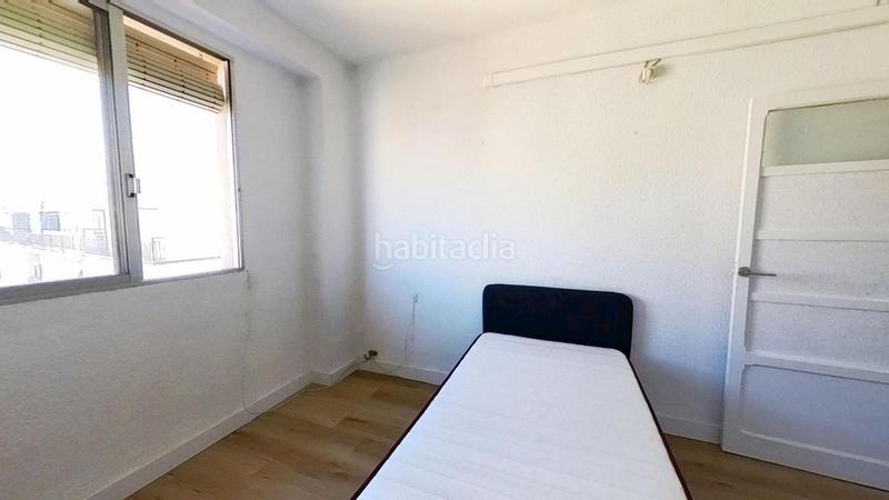 Foto d879f198-d45f-490e-b556-bc92b2779463. Piso en Benimàmet Valencia