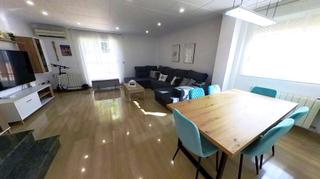 Casa  Calle alaquas. Casa en venta  picanya