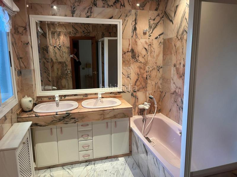 Foto cd8cb6de-b8c0-4e1d-b4df-6de08e1761a4. Location chalet avec piscine dans El Carme-Sant Agustí-Bonavista Eliana (l´)