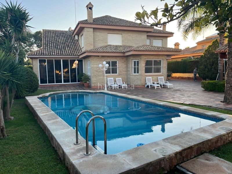 Foto 413a4707-842d-4739-bcff-2ead8f195da6. Affitto chalet con piscina in El Carme-Sant Agustí-Bonavista Eliana (l´)
