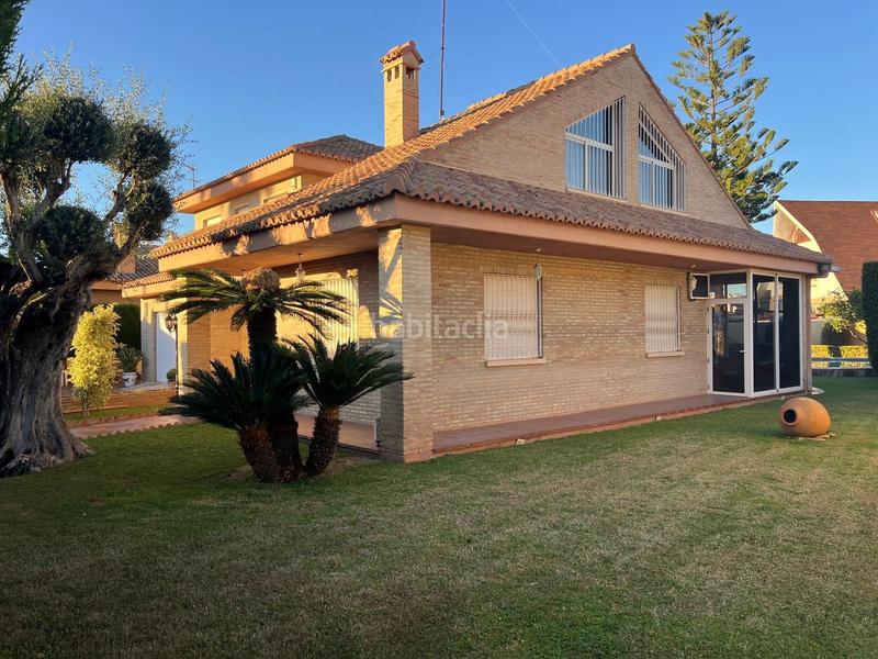 Foto 639f7005-6dd3-4824-89d2-fb61b3517cdc. Affitto chalet con piscina in El Carme-Sant Agustí-Bonavista Eliana (l´)