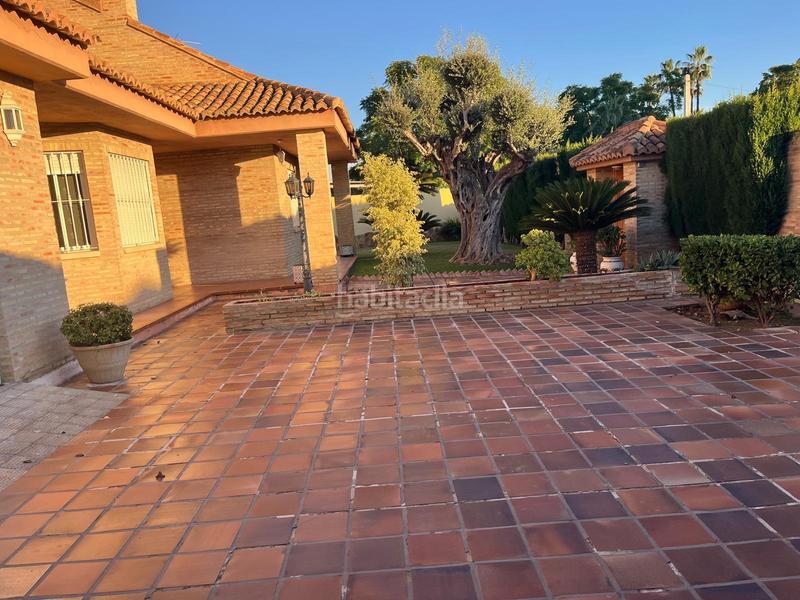 Foto ae7b79e5-a71f-48e5-92cf-313be2b6c68e. Affitto chalet con piscina in El Carme-Sant Agustí-Bonavista Eliana (l´)