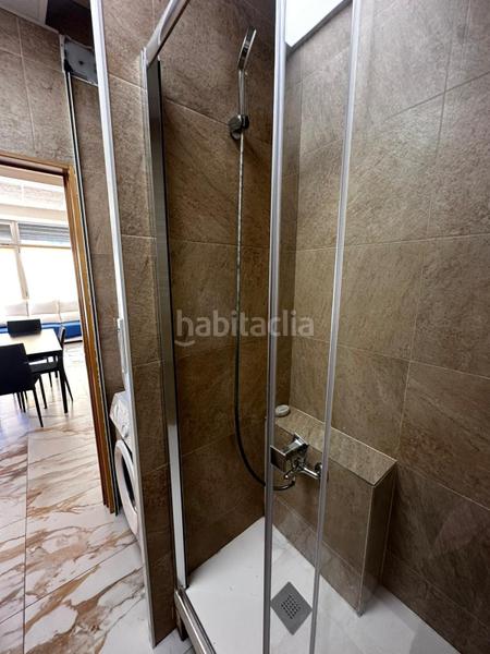 Foto c583d0c2-3ed4-4e55-98c1-acb522742b1b. Local comercial a Ciutat Fallera Valencia