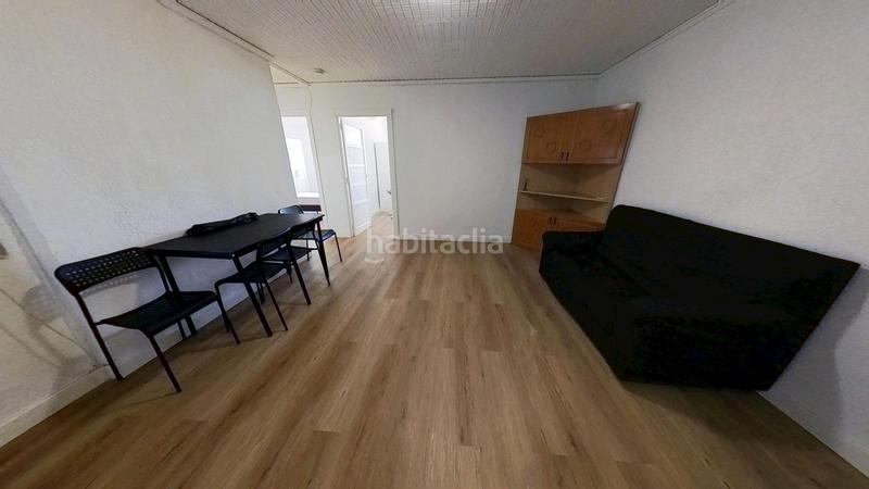 Foto a0ac6c94-76c6-4f23-acbf-9375241386da. Pis a Benimàmet Valencia