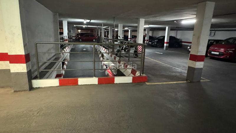 Foto a920a922-5479-42c6-9bea-2d9292a67d18. Car parking in La Creu del Grau Valencia