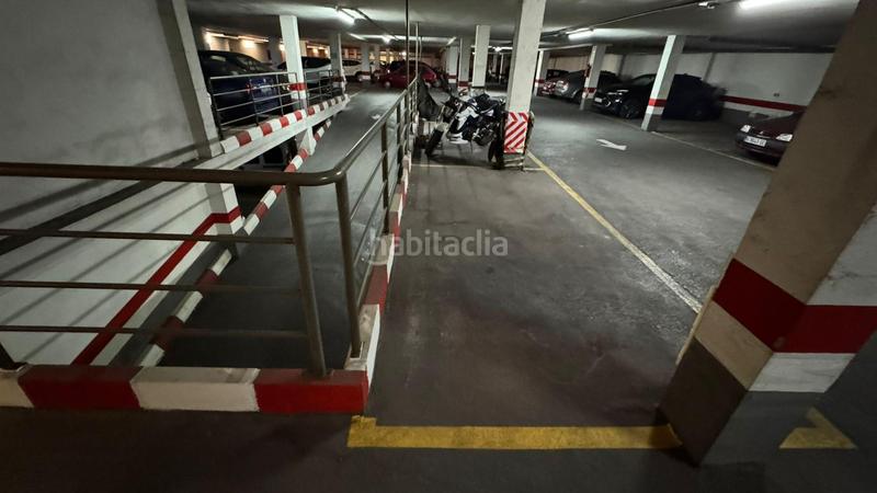 Foto f199402b-4dbe-4d91-a947-42e0d6dd1dba. Car parking in La Creu del Grau Valencia
