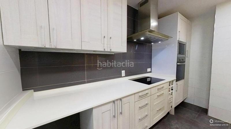 Foto b9e848f8-97f4-432b-bc2b-6342b5d4e278. Erdgeschoss mit heizung parking in Metro - Auditorio Paiporta