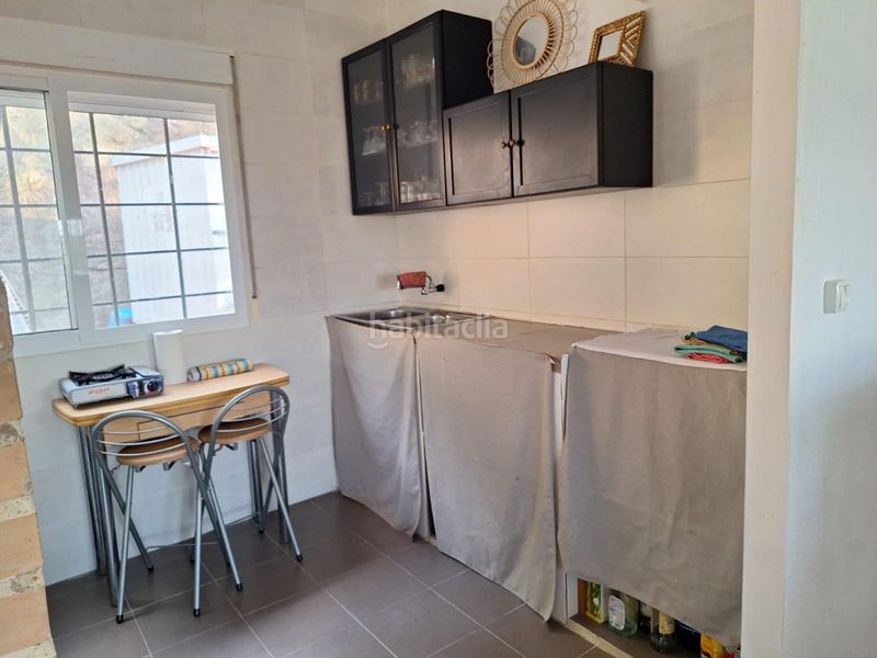 Foto b9612862-1cd3-44c0-a794-34c9c53b361a. Chalet  independiente en Estivella