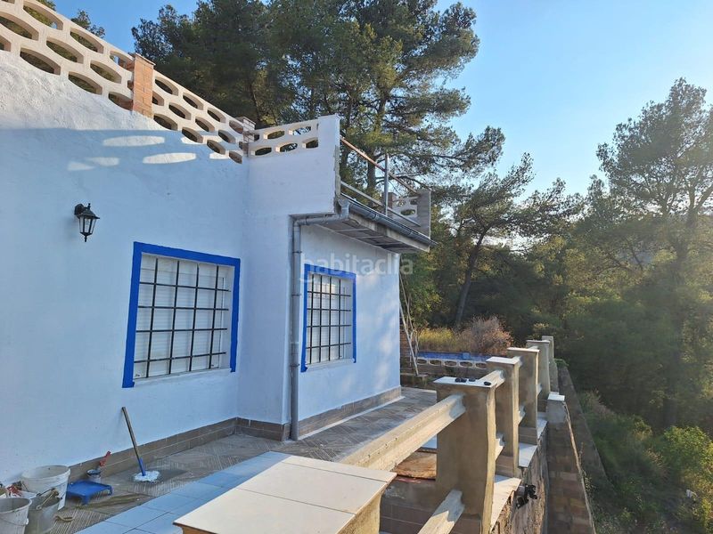 Foto ddb24e8f-6373-460d-a7ce-38499fb8665b. Chalet  independiente en Estivella