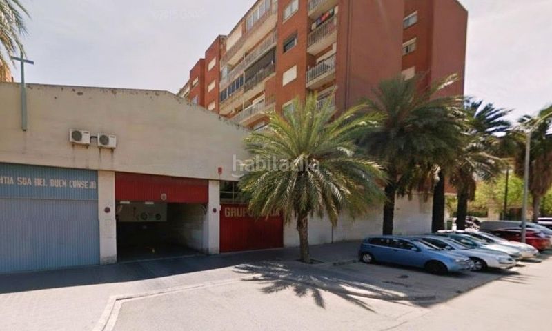 Foto 76521efe-3fd3-48a2-817b-bce2333819b2. Aparcament cotxe a La Creu del Grau Valencia