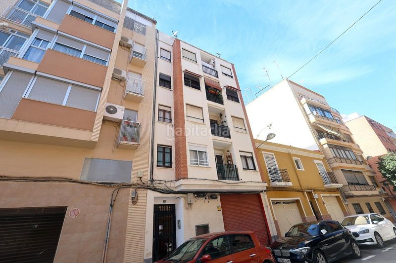 Foto 2ee39a0d-6f66-4612-be86-3dc048044c49. Pis a Torrefiel Valencia