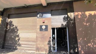 Transfer Business premise  Calle motilla del palancar. Se traspasa peluqueria y estetica totalmente equipada en zona al