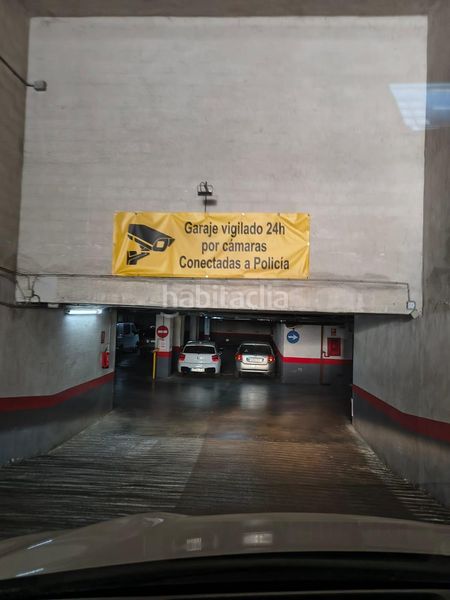 Foto 22f5df65-f12a-44e3-a50d-2bf32f6f5cb3. Aparcament cotxe a Valterna Paterna