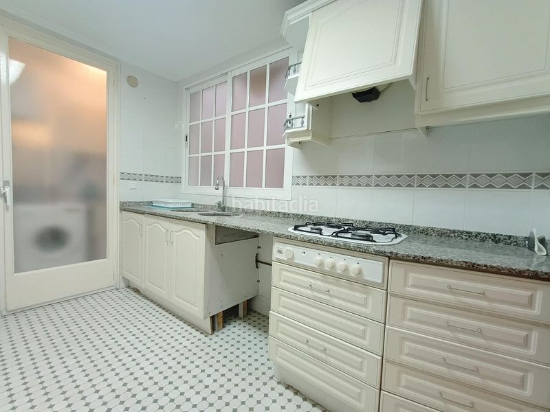 Foto bada38c4-9503-4f58-9d5e-6a6939c4320a. Pis amb calefacció aparcament a Arrancapins Valencia