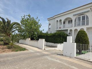 Àtic a Corinto-Almardà. Ático en venta muy próximo al mar