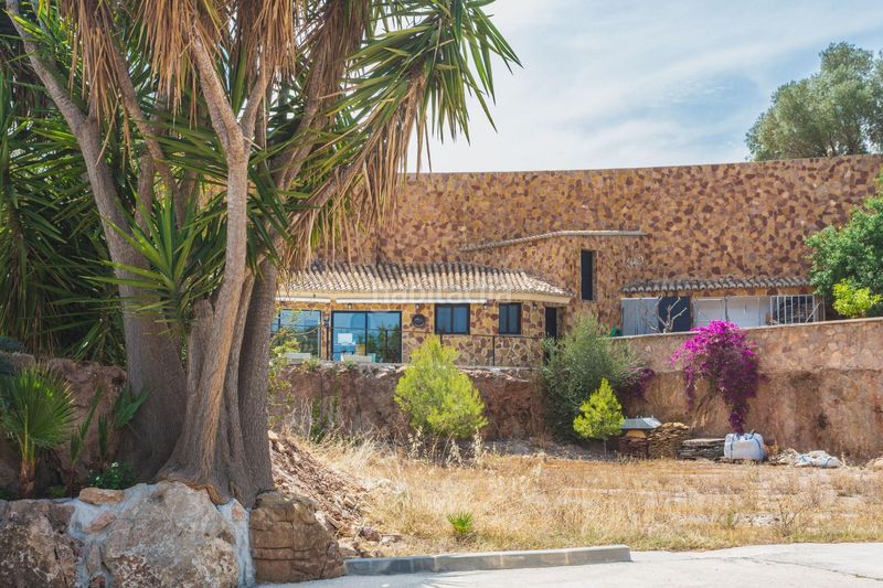 Foto 7aa735b1-c5f1-47ad-b990-d66092f16565. Xalet amb aparcament piscina a Alfinach - Monasterios Puçol