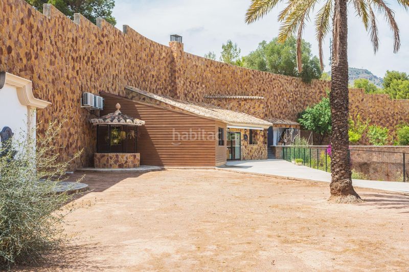 Foto c5549861-d675-475d-85f7-a15ea073f4e5. Xalet amb aparcament piscina a Alfinach - Monasterios Puçol