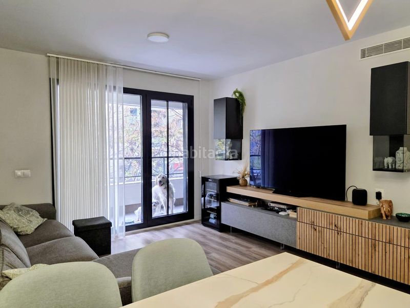 Foto 09875216-eced-458c-a3c7-0a73a6d40034. Pis amb aparcament piscina a Nou Benicalap Valencia