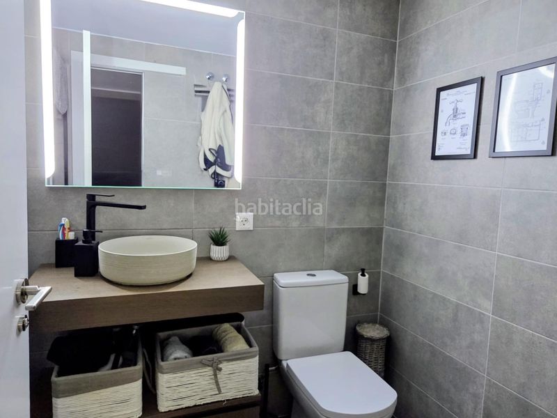 Foto 10d66555-3b0f-4bff-835c-ea188a8bc1b0. Pis amb aparcament piscina a Nou Benicalap Valencia