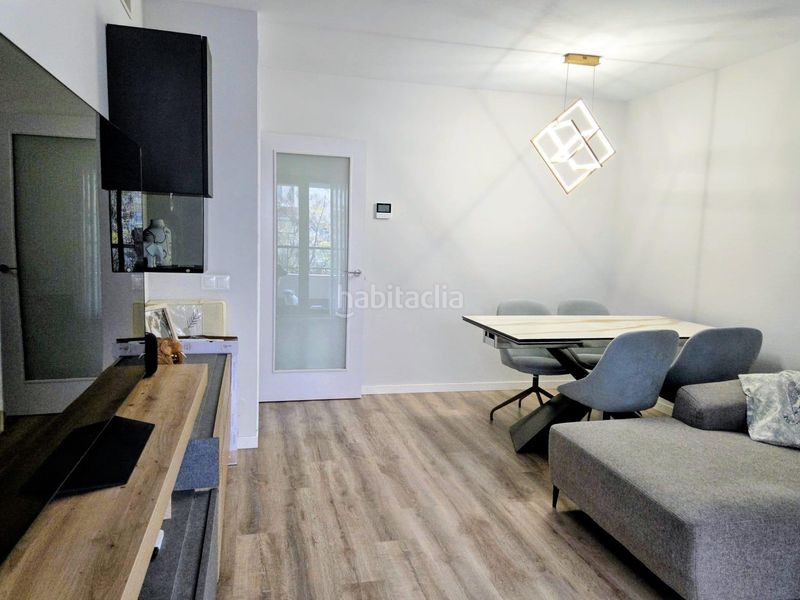 Foto 17aa87ad-d238-4228-bf5d-099dfebde2f2. Pis amb aparcament piscina a Nou Benicalap Valencia