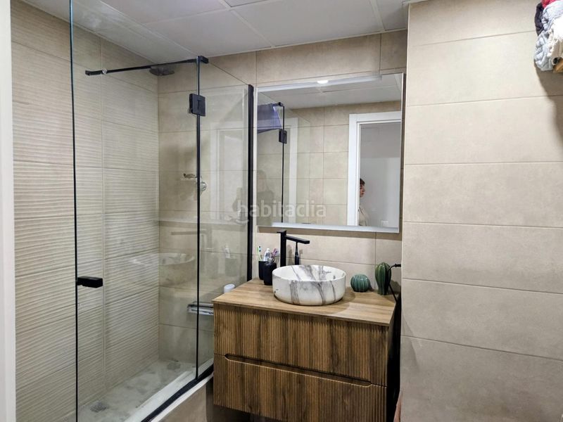 Foto 8a5224b6-33bf-40c0-a41f-4a66c2f979a8. Pis amb aparcament piscina a Nou Benicalap Valencia