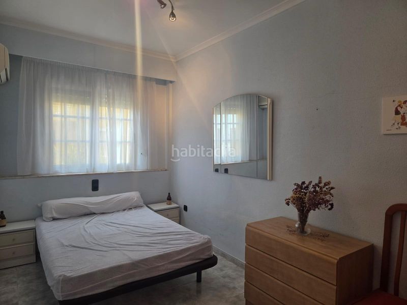 Foto ef85707a-e695-4159-a2d0-3d06d64f2354. Casa amb aparcament a El Perelló Sueca