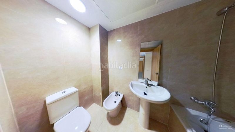 Foto 135269ab-ecbf-403e-b1eb-083452c8beb2. Pis amb aparcament piscina a Penya-Roja - Avda. Francia Valencia