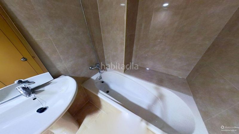 Foto 9d3da8b8-cdd3-4f09-81e0-a9f27d6ba479. Pis amb aparcament piscina a Penya-Roja - Avda. Francia Valencia