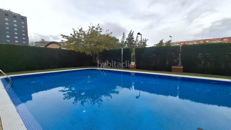 Foto a934e4fd-372d-4c38-9e56-7f48cb56be47. Pis amb aparcament piscina a Penya-Roja - Avda. Francia Valencia