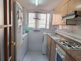 Pis a Calle del Poeta Navarro Cabanes