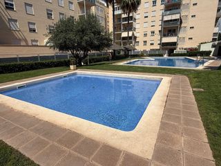 Miete Etagenwohnung in Valterna. Alquiler de piso en valterna  2 habitaciones con terraza y garaj