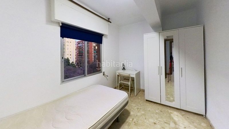 Foto 1ce3827f-b6cf-4726-aa22-f9c0a8832ec8. Pis a Ciutat Jardí Valencia