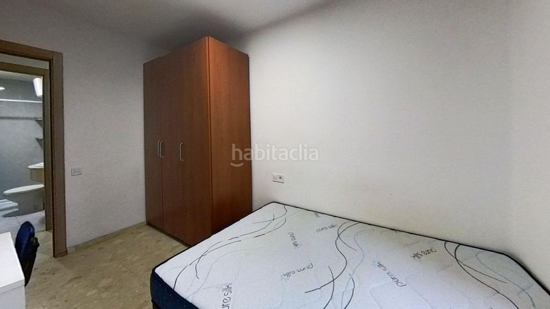 Foto 35993807-ae0c-4df8-aa81-21239ca9c87d. Pis a Ciutat Jardí Valencia