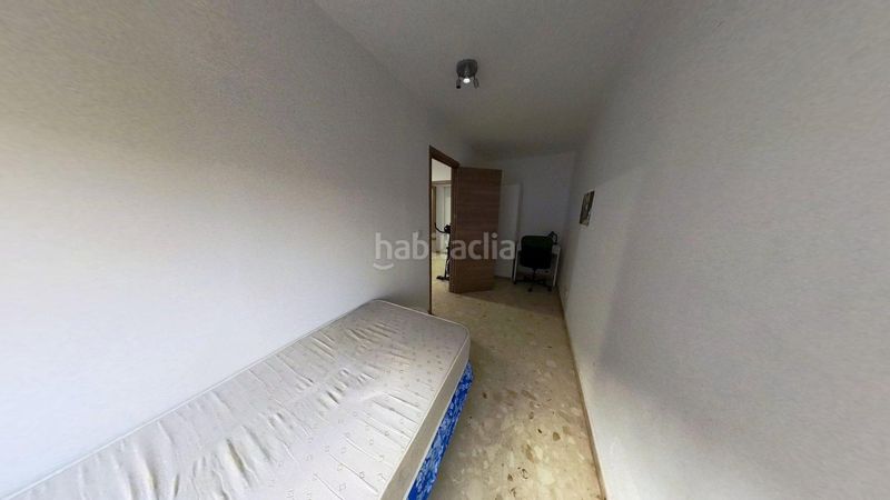 Foto 4f24fbeb-c323-423b-94d7-c4c177f161b9. Pis a Ciutat Jardí Valencia