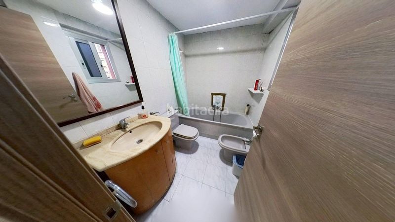 Foto 80bc5081-9ffb-4fa3-8d86-a345099896c3. Pis a Ciutat Jardí Valencia