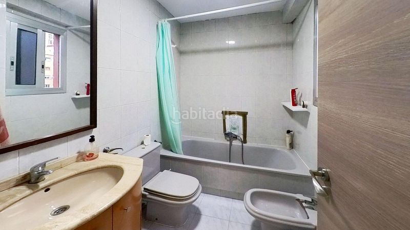 Foto d1b0fab8-ea16-4827-8cf0-66f7ad14070a. Pis a Ciutat Jardí Valencia