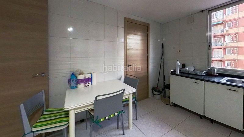 Foto d932ebc3-5a2b-4f41-a738-3a24cf7e2475. Pis a Ciutat Jardí Valencia