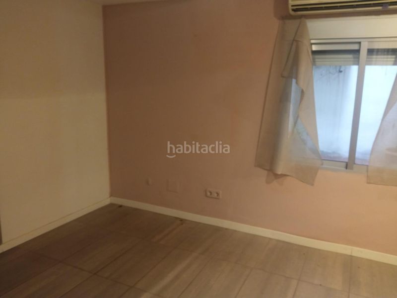 Foto 9fb2f189-d4e3-4ce8-8a2c-e3e286c4dc6e. Local comercial a Russafa Valencia