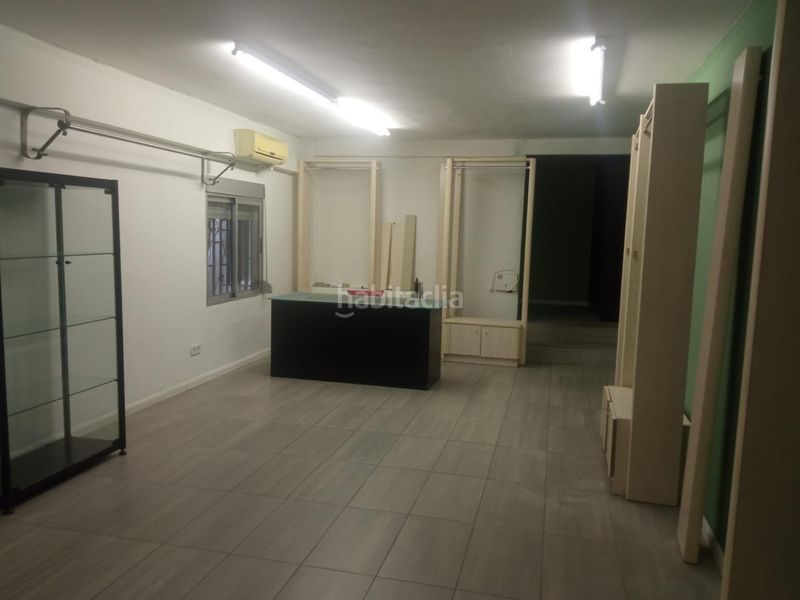 Foto cea3d06b-4345-45e0-9c78-8c26dd2a4287. Local comercial a Russafa Valencia