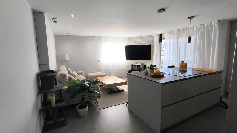 Foto d55e4df3-1576-4d1c-968a-529bcaccbe78. Pis amb aparcament a Torrefiel Valencia