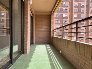 Pis  Plaza del mestre ripoll. Exclusiva vivienda de 144m2, totalmente exterior, con 4 dormitor