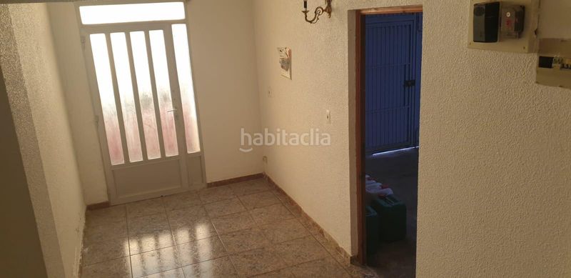 Foto 748f7858-c9df-43a2-9742-81d57b4ae931. Casa amb aparcament a Moixent