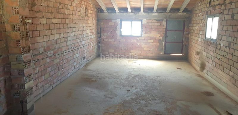Foto ed8e1f52-547b-42b0-ba3d-dd75726d89cc. Casa amb aparcament a Moixent