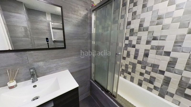 Foto c0f37674-0618-4531-8122-d283c197cdc3. Pis a El Cabanyal-El Canyamelar Valencia