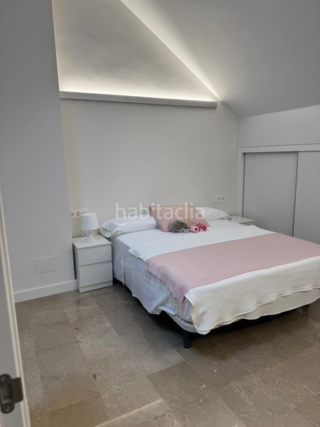 Foto 8fd72cdf-3f34-4e30-92ea-c66718bd0bb7. Dachwohnung mit parking in Nou Moles Valencia